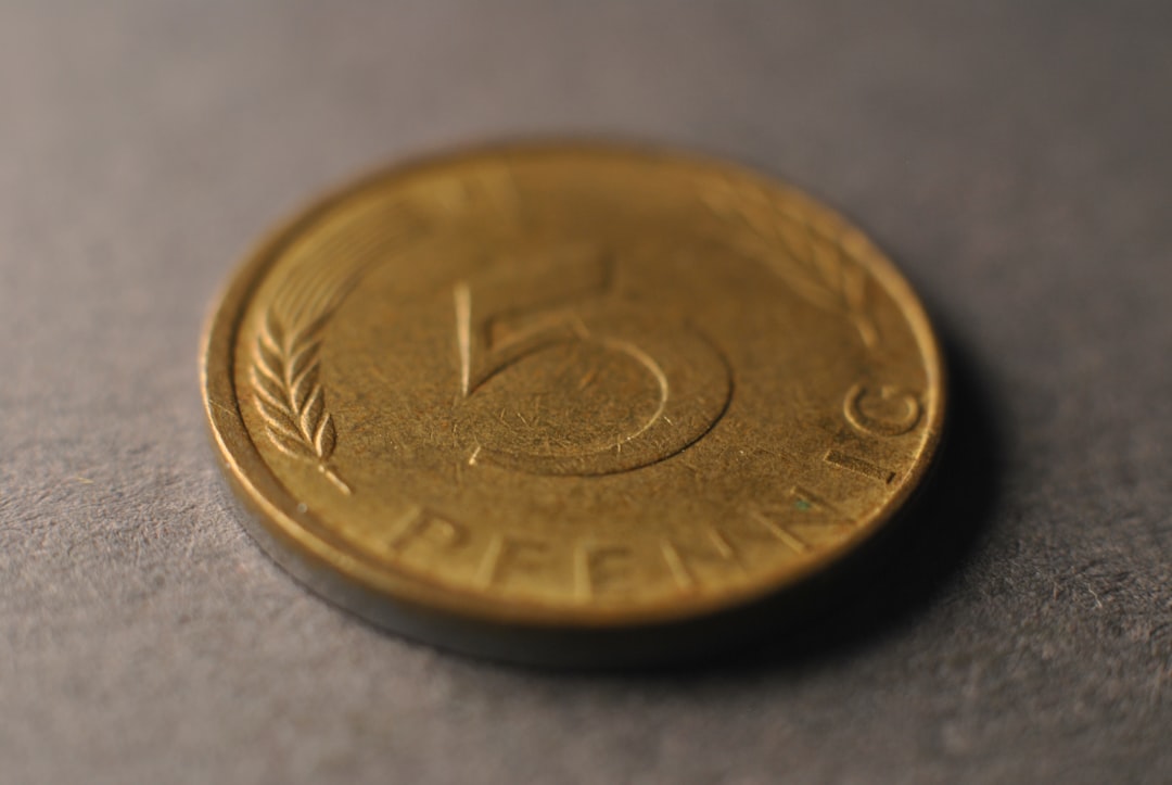 Pochen Love Token