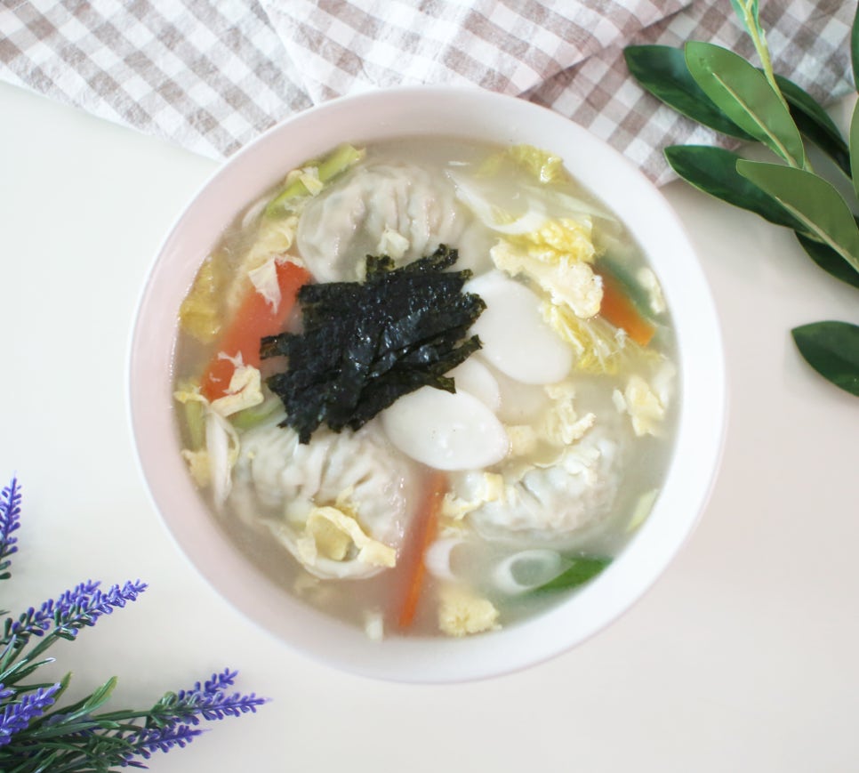 떡만두국