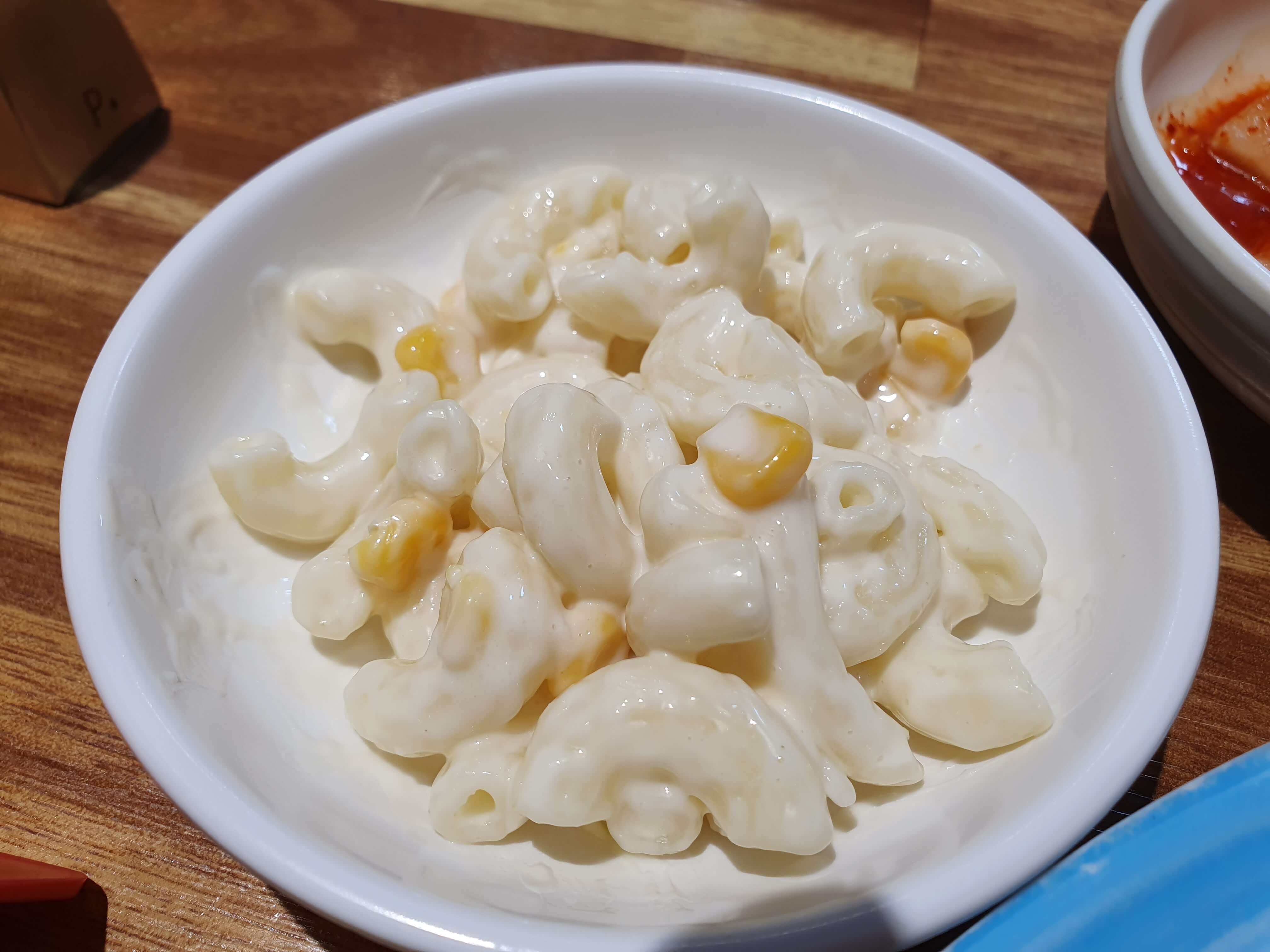 생선까스 위에 얹어 먹으면 더 맛있는 마카로니