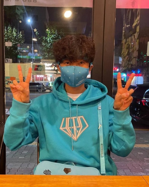 굿즈 풀착장 영웅시대로 변신한 임히어로 임영웅 연말새해인사