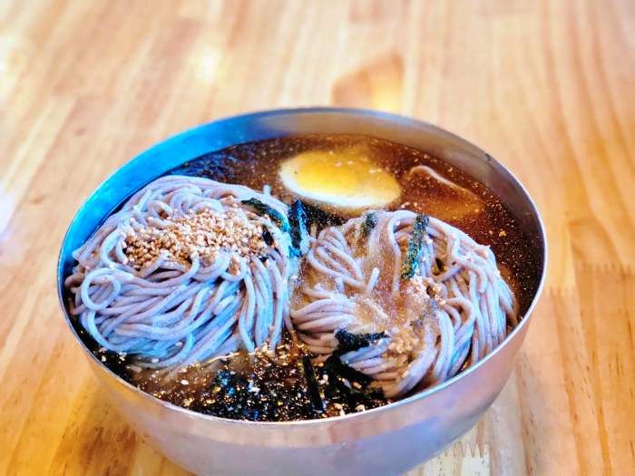 식객 허영만 백반기행 안재모 편 물 막국수 비빔막국수 들기름막국수 온면 돈가스 고양 원당 맛집 소개