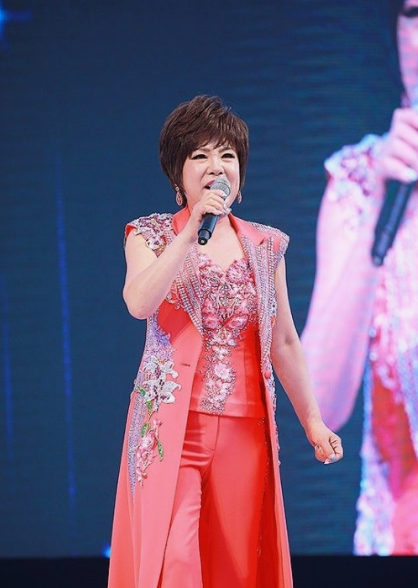 김연자 데뷔 가수 활동