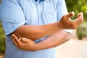 팔꿈치