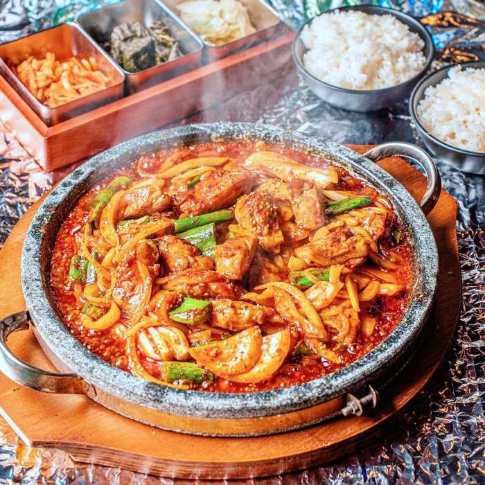 소금구이 양념구이 돌판 닭볶음 뚝방닭구이 숯불 닭구이 안산 고잔 맛집 추천 생방송투데이 맛의 승부사
