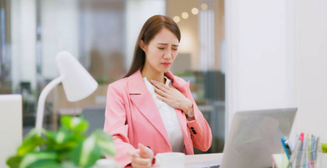 역류성 식도염에 좋은 음식&amp;#44; 증상&amp;#44; 자연치료 방법 총정리 (2024ver)