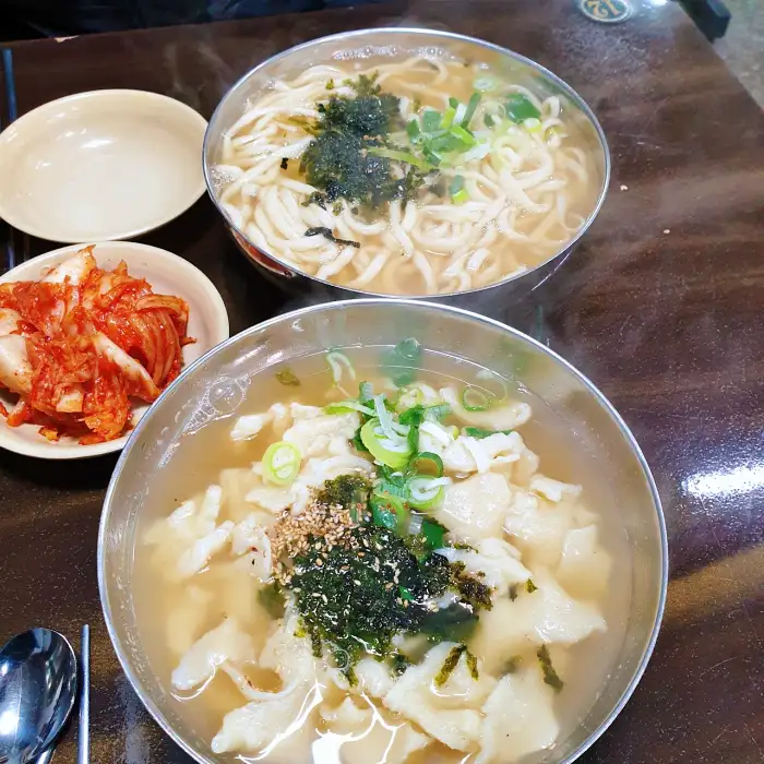 생생 정보마당 망원 시장 3500원 칼국수 콩나물비빔밥 맛집