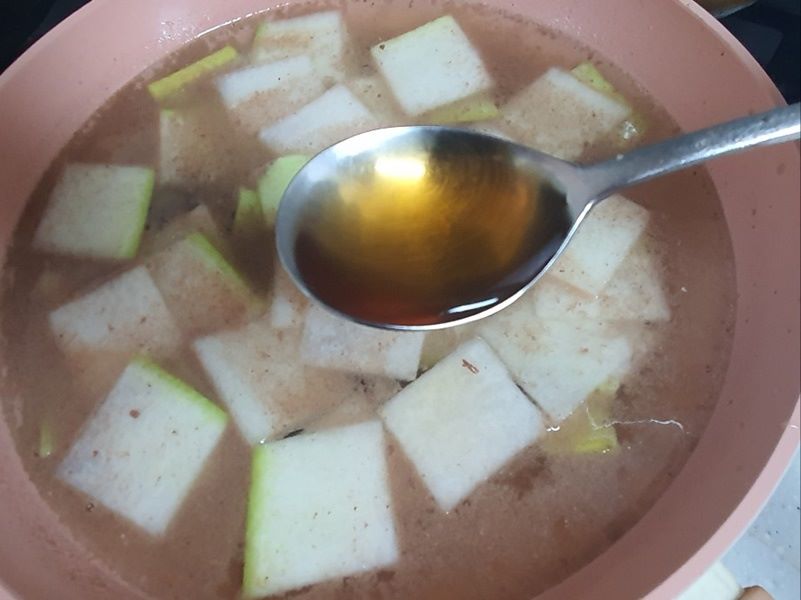 참치액 2숟갈