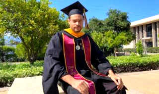 백악관 만찬 총격 아수라장 트럼프 피신 범인 직업 교사 속보(영상)