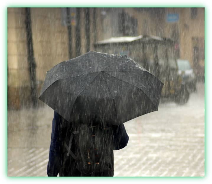 장마철 집안의 습기와 곰팡이 방지&amp;#44; 관리 및 제거 방법