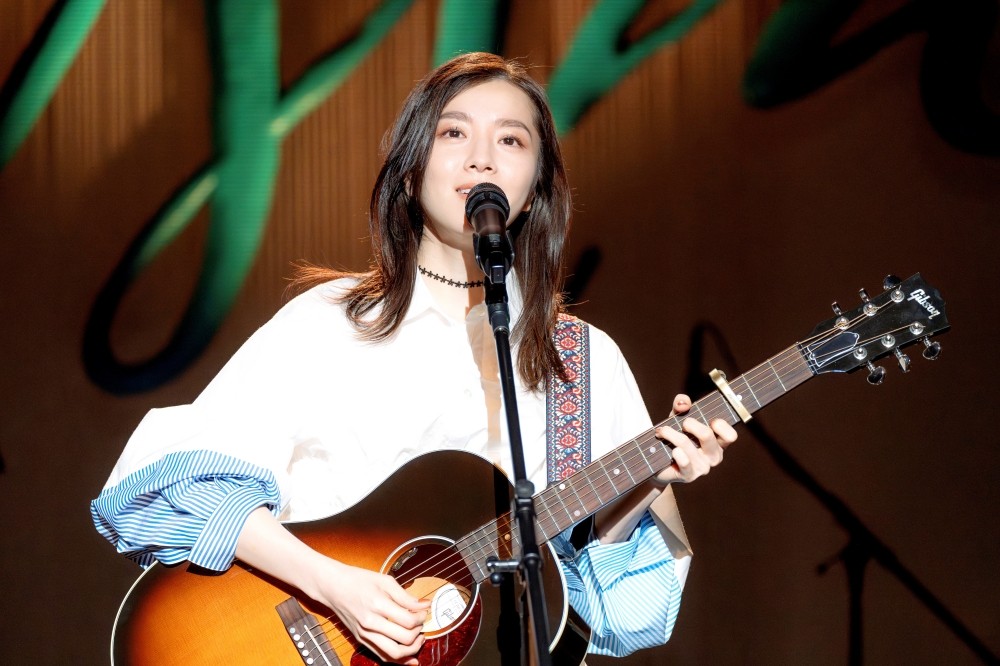 나를 모르는 그녀의 세계에서