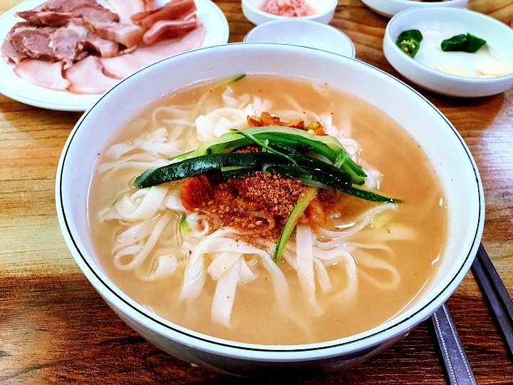 생활의달인 칼국수 수육 경북 영천 95세 칼국수면 칼 도의 50년 경력 이득이 달인 은둔식달 오늘 방송 맛집 정보