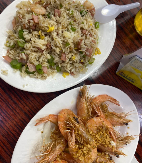 볶음밥과스파이시새우