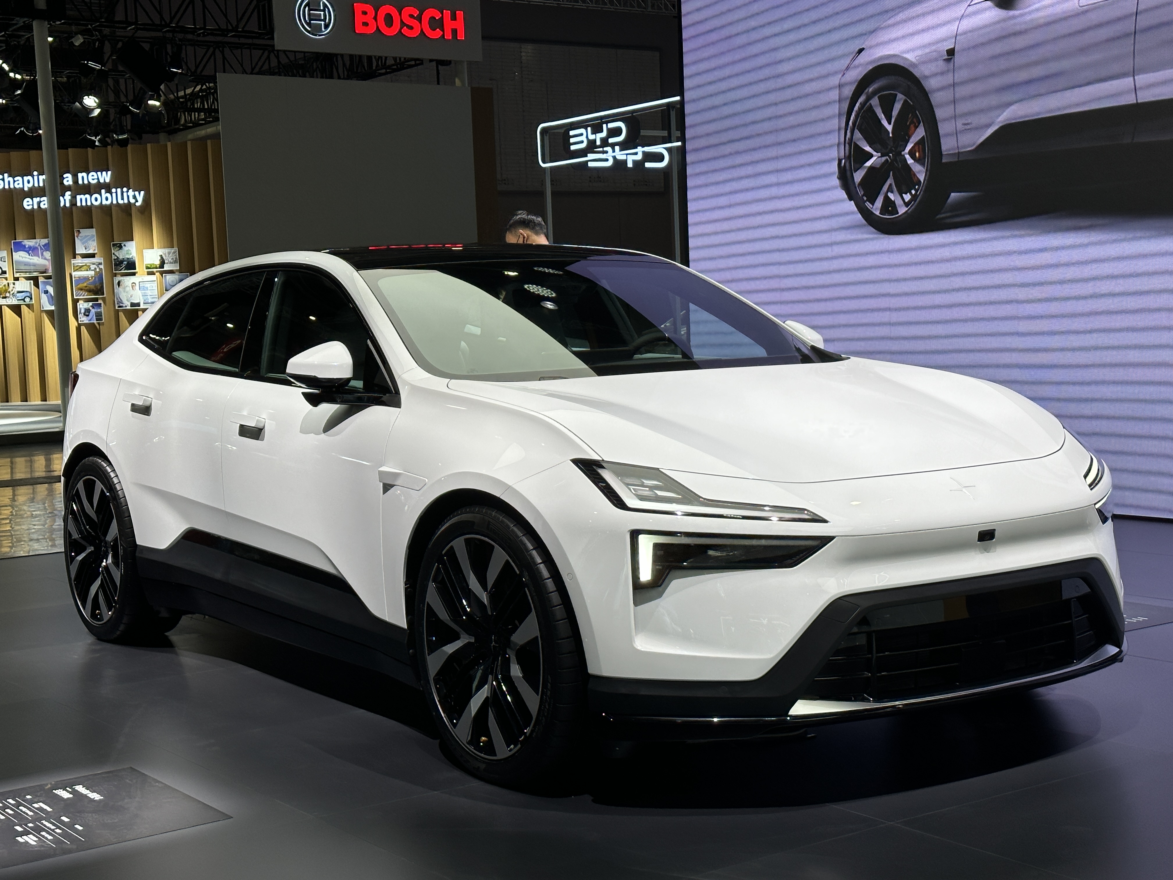 스웨덴의 프리미엄 전기차 브랜드 폴스타(Polestar)가 '폴스타 4(Polestar 4)'에 관한 첫 번째 수명 주기 평가(LCA, Life Cycle Assessments)를 발표했다.