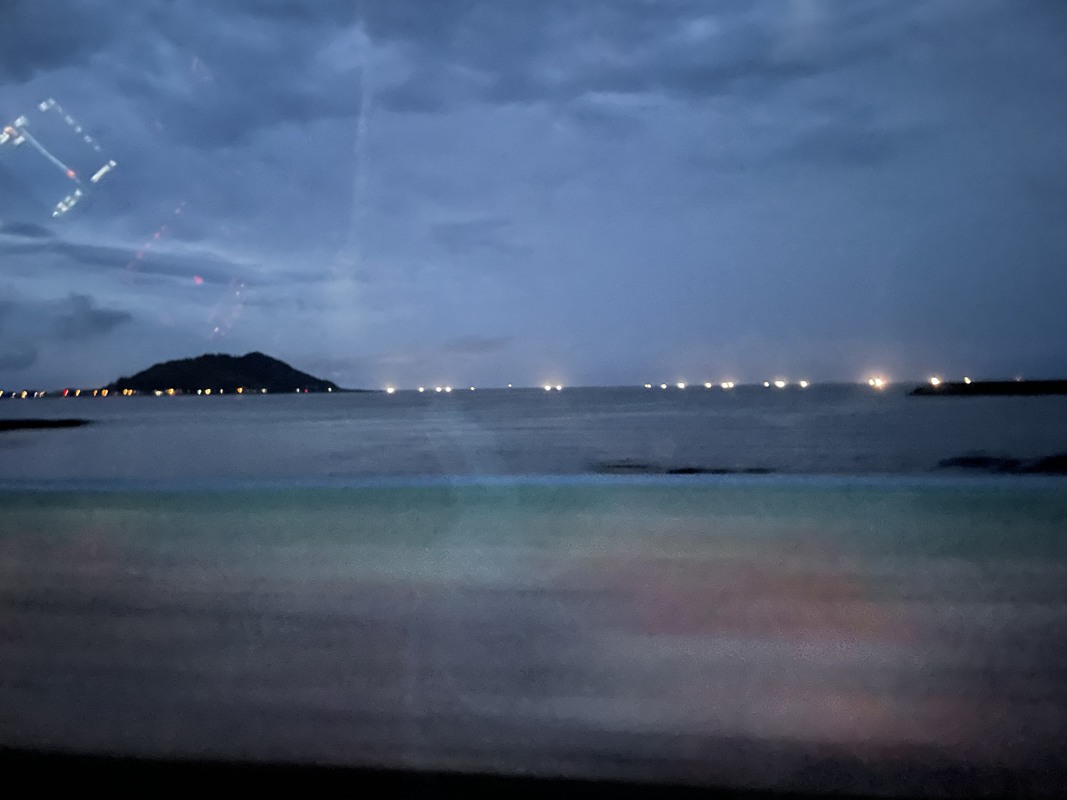 부정적 감정 온도 낮추기 실험: 하루 동안 온도 낮추는 방법 기록 → 스트레스나 화남의 온도 → 낮추기 위해 시도한 활동 + 색 변화