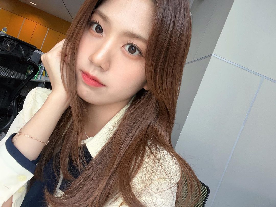 금채림 기상캐스터 더 어려보이는 외모