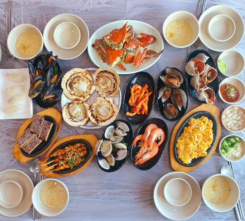 월미도 보길도 횟집 한상가득 스끼다시 사진