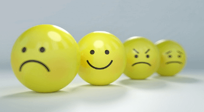 4가지-표정-노란모형