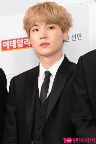 슈가 군대 소집해제