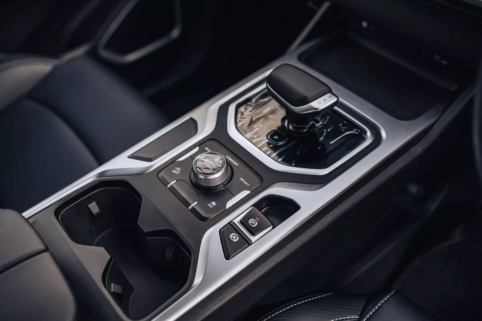 지리자동차 레이더 픽업트럭 이미지