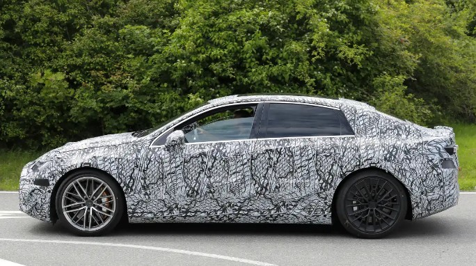 신형 전기차 - 메르세데스 벤츠 C클래스 EV 성능&amp;#44; 외관&amp;#44; 출시일