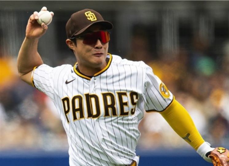 메이저리거 김하성 선수 사진