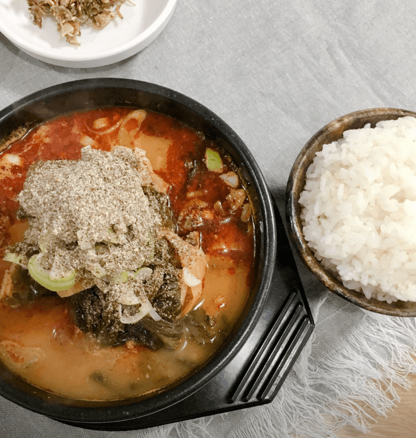 오늘N 위대한일터 콩비지감자탕 콩비지뼈해장국 인천 뼈해장국 감자탕 맛집 식당