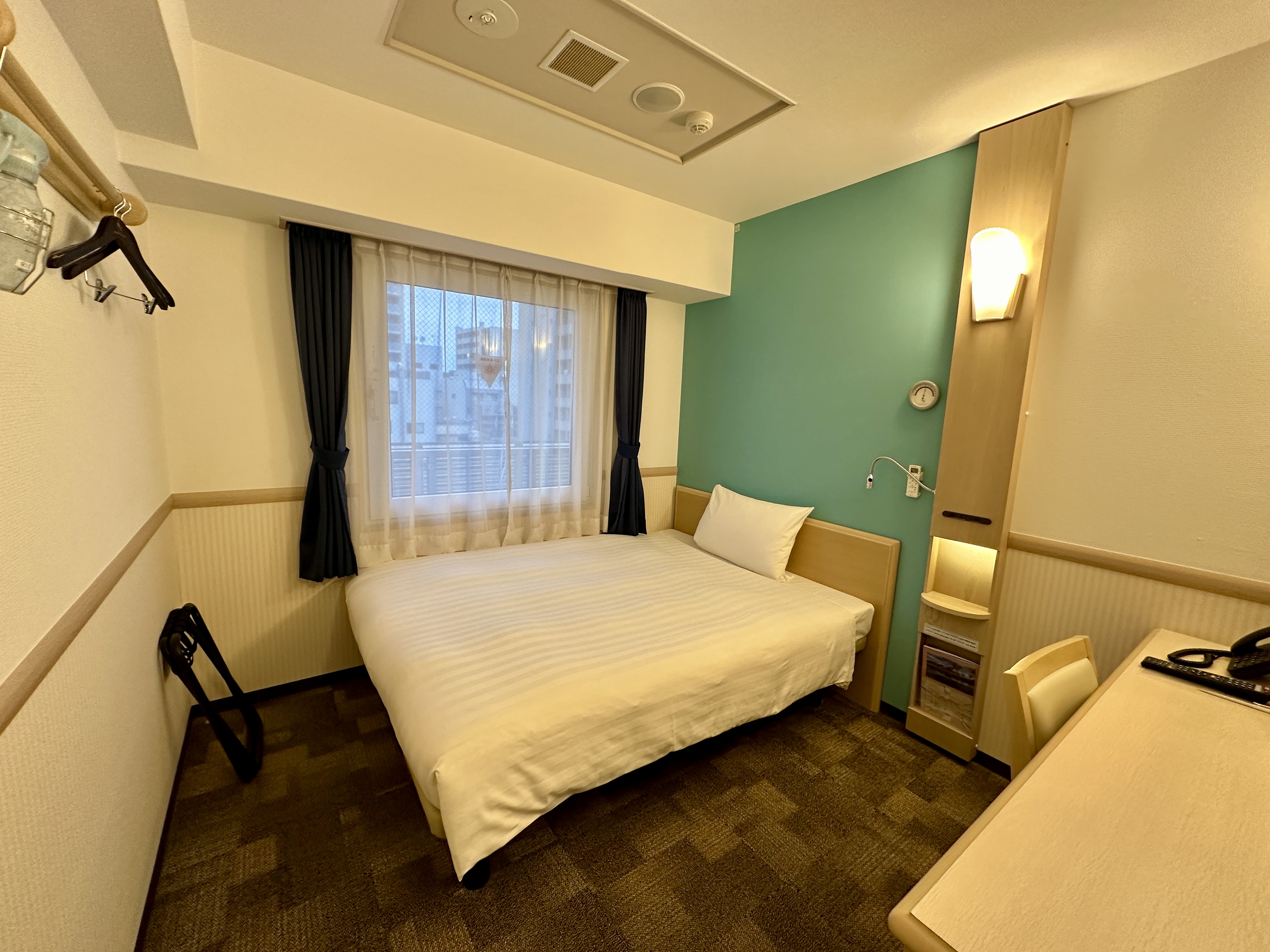 도요코 인 신주쿠 교엔마에 객실