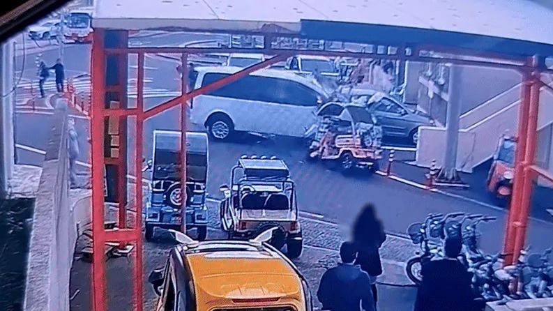 제주 우도 승합차 사고