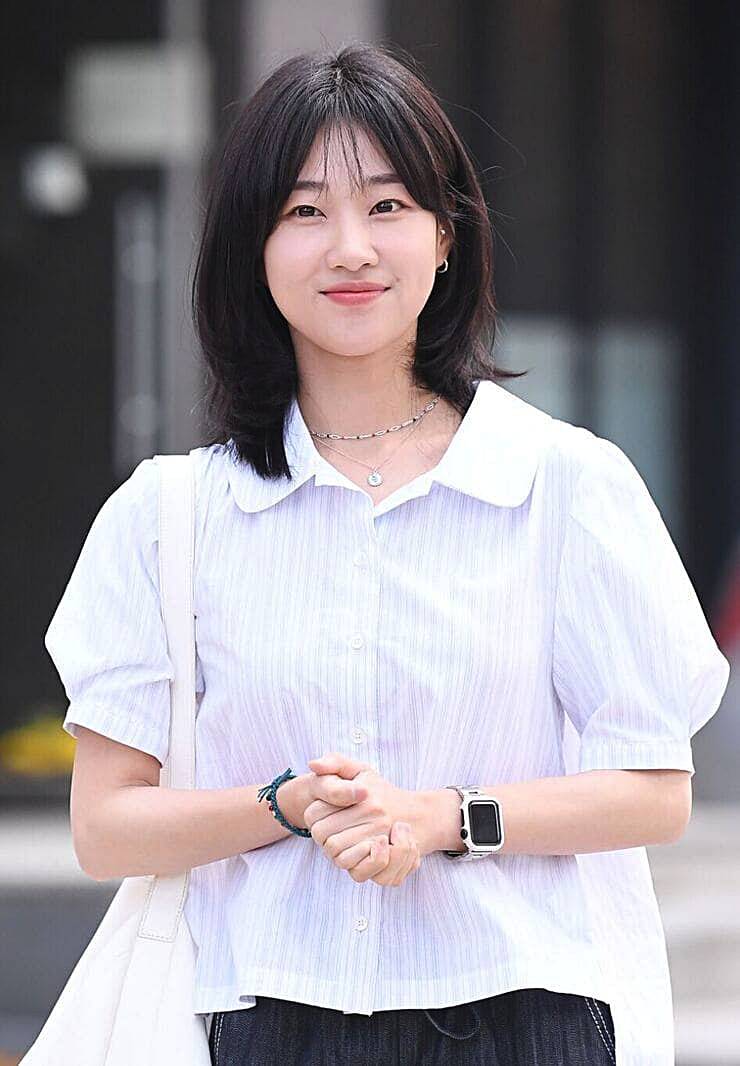 배우-하윤경