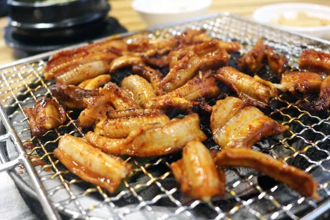 포장마차의 밀리언셀러였던 꼼장어 구이