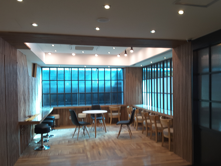 하나하나재단한자재와시공