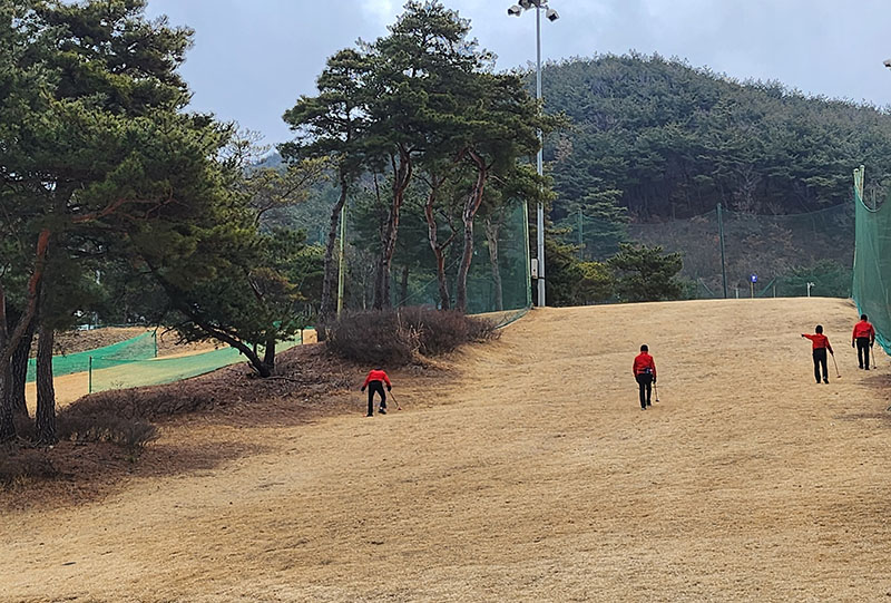 경주 쉐르빌파크골프장 (구 화산 쉐르빌골프리조트) 경북 경주시 천북면 새터홍림리 551