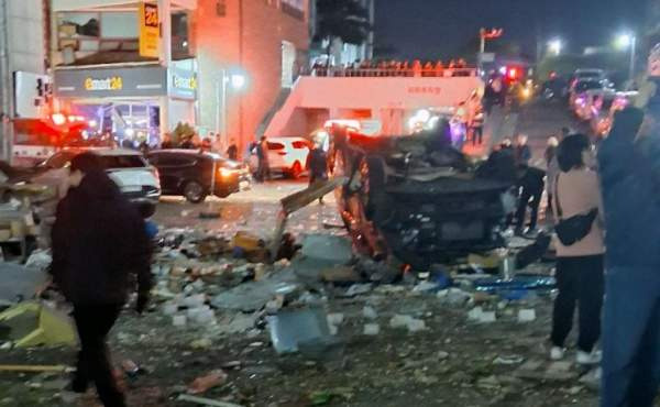 청주 가스 폭발 블랙박스 영상: 전쟁터 방불케 한 흥덕구 봉명동 상가 현장