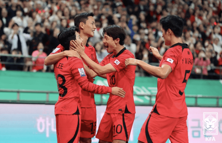 축구 국가대표 선수들 경기 활약