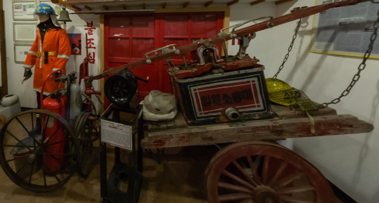 해금강 테마박물관