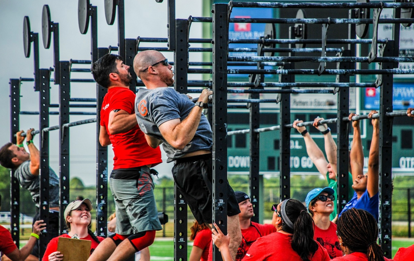 크로스핏과 일반 트레이닝 관련된 사진
