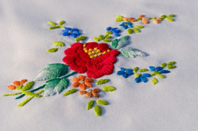 전통 공예와 수공예 예술 부활