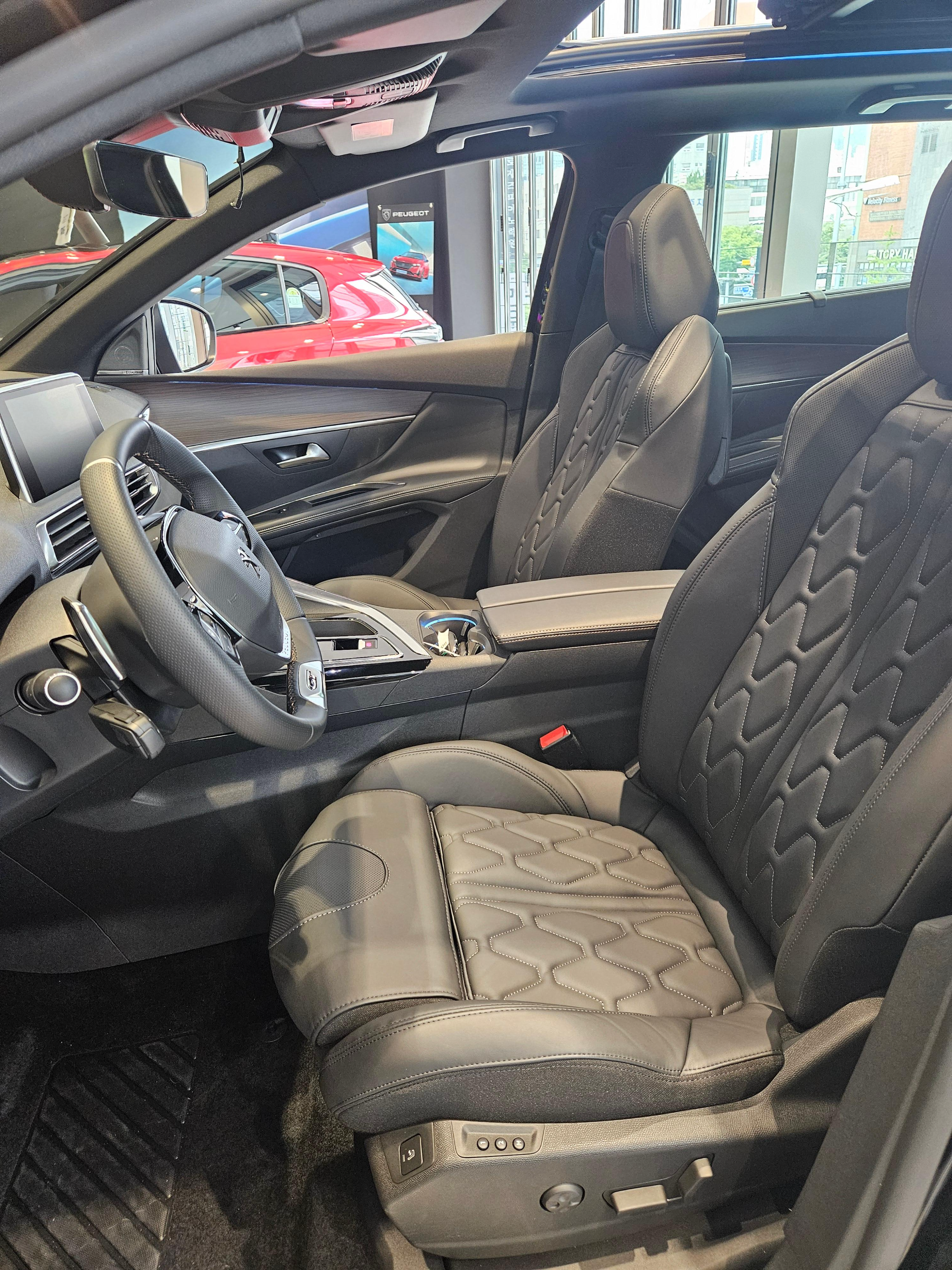 푸조 6월 프로모션