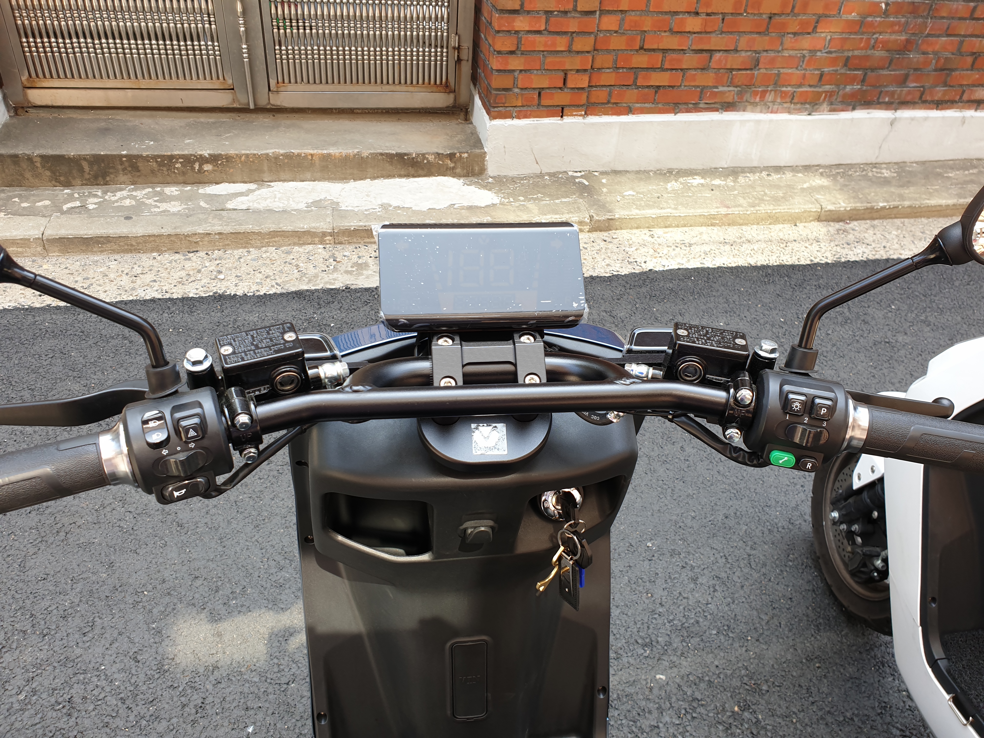 이누리 v1플러스 핸들 포지션