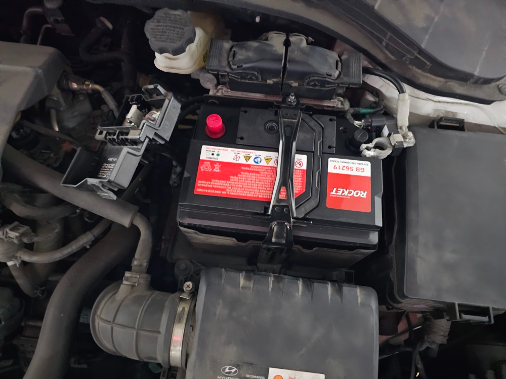 새 배터리 장착