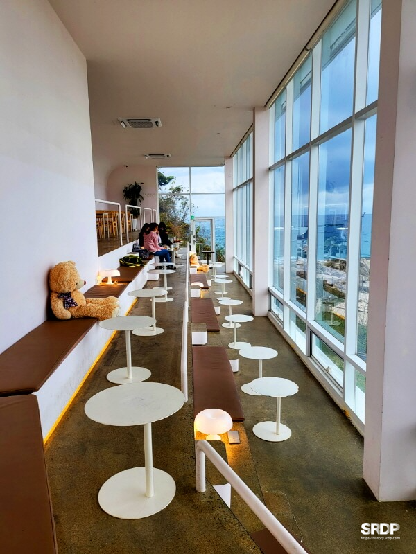 아야진-스위밍터틀-강원도-고성-오션뷰-카페