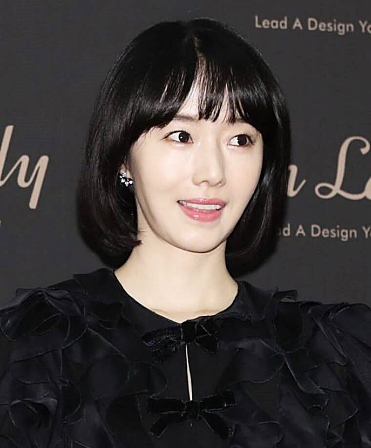 가수-겸-배우-이정현