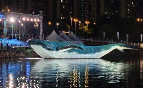 빛나는 혹등고래