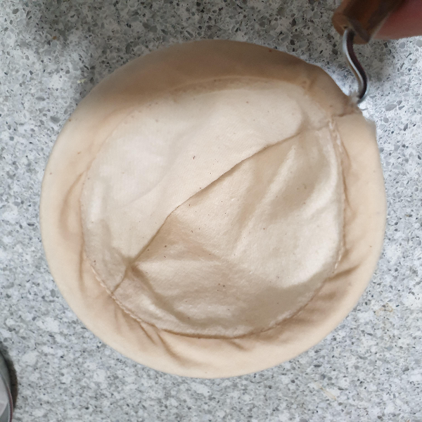 융 드리퍼에 대한 모든 것: 융 드리퍼 사용 방법, 핫 커피 및 아이스커피 레시피_융 드리퍼 장착