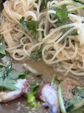 섬누들 돌문어 들기름 막국수