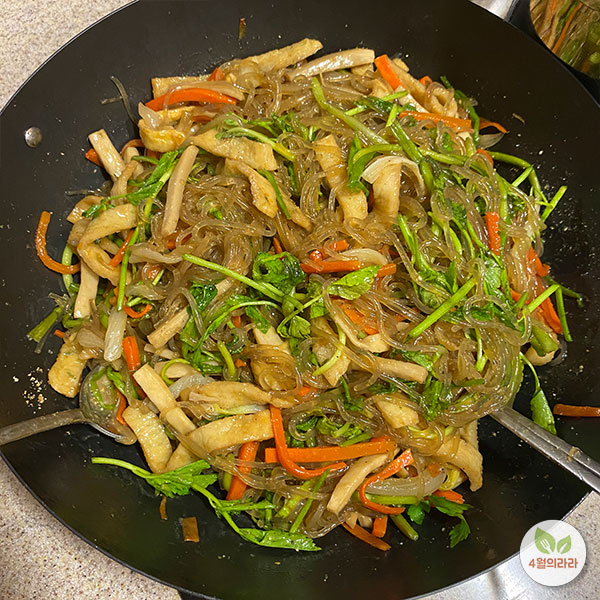 완성된-미나리잡채