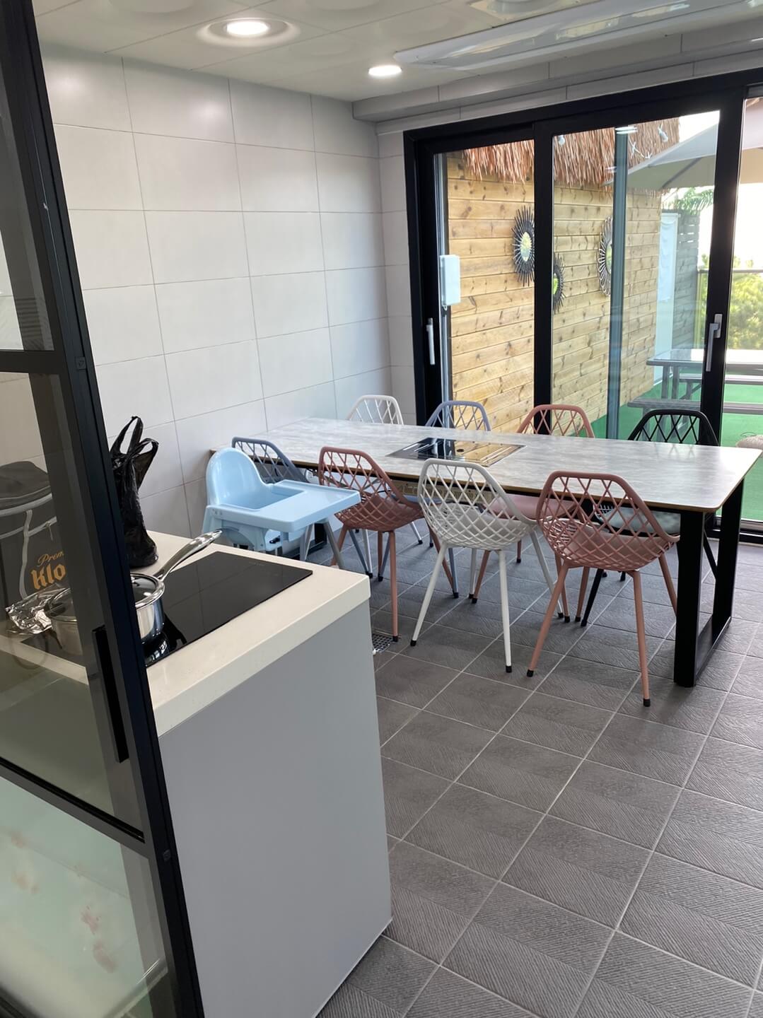 키즈비-풀빌라-수영장-이미지