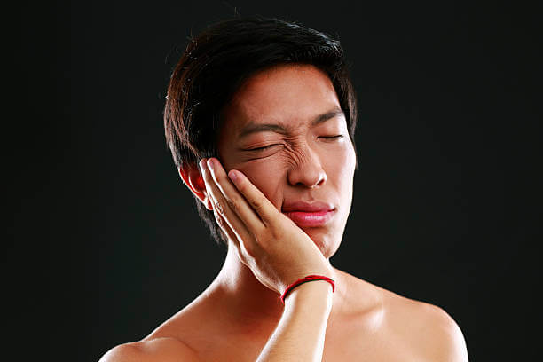 안면근육 떨림, 스트레스 때문일까? MRI 검사 필요한 경우