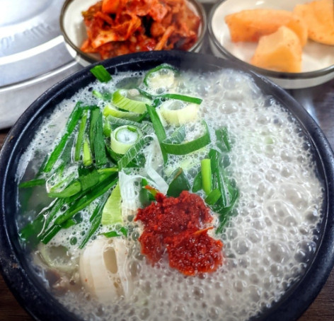 틈만나면 한양대 왕십리 순대국 맛집