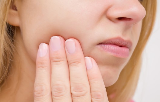 혀 통증 원인 혓바늘이 돋는 이유 혀 끝&amp;#44; 옆&amp;#44; 밑&amp;#44; 안쪽&amp;#44; 뿌리